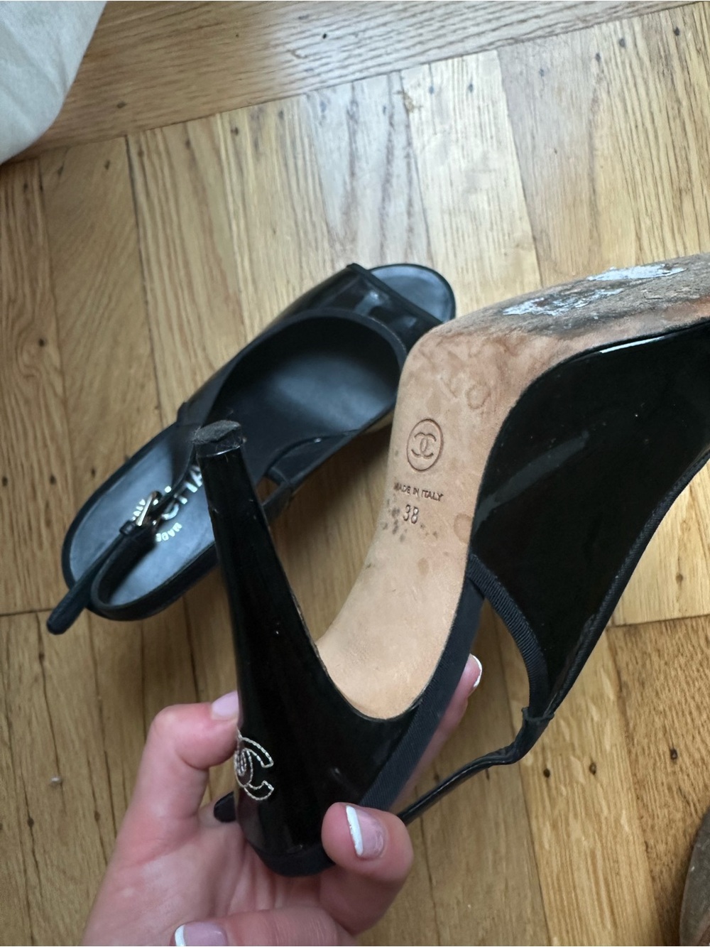 CHANEL Black Patent Leather Slingback Stiletto Heels with CC Logo - Picture 8 of 8